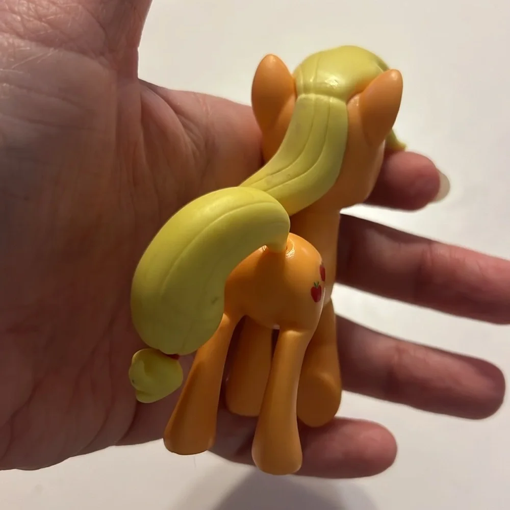 Applejack My Little Pony figure